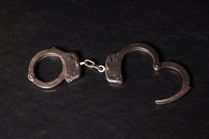 Prisão em Ubatuba: Mais de 17 kg de Drogas Apreendidos no Estufa II