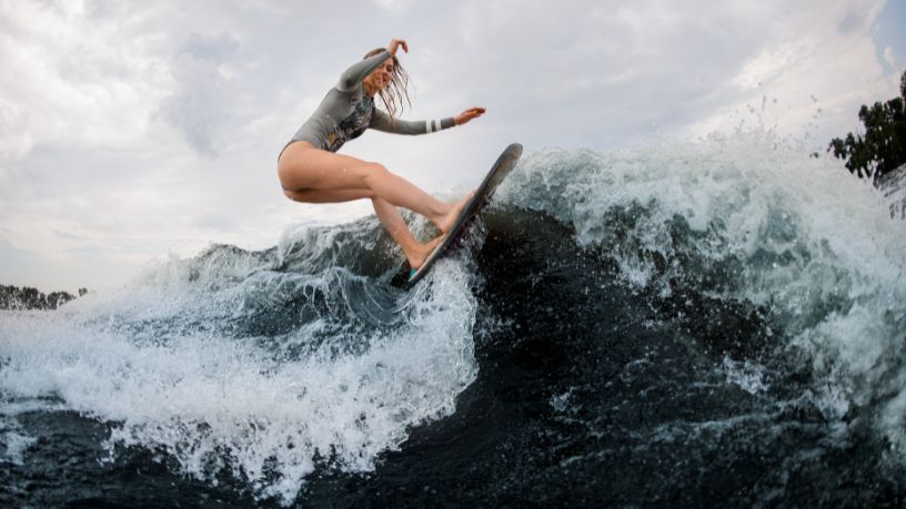 Mundial de Surfe em Ubatuba fortalece proteção ambiental e valoriza praias brasileiras