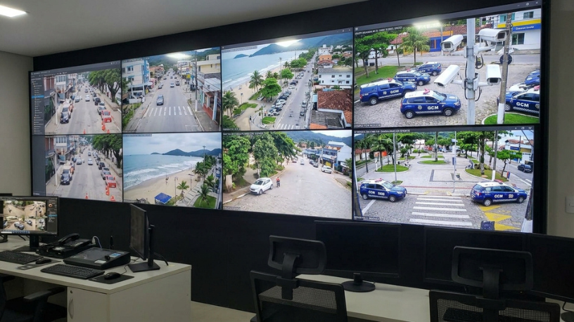 Câmeras do COI ajudam a GCM a combater crimes em Ubatuba; entenda como tecnologia reforça a segurança